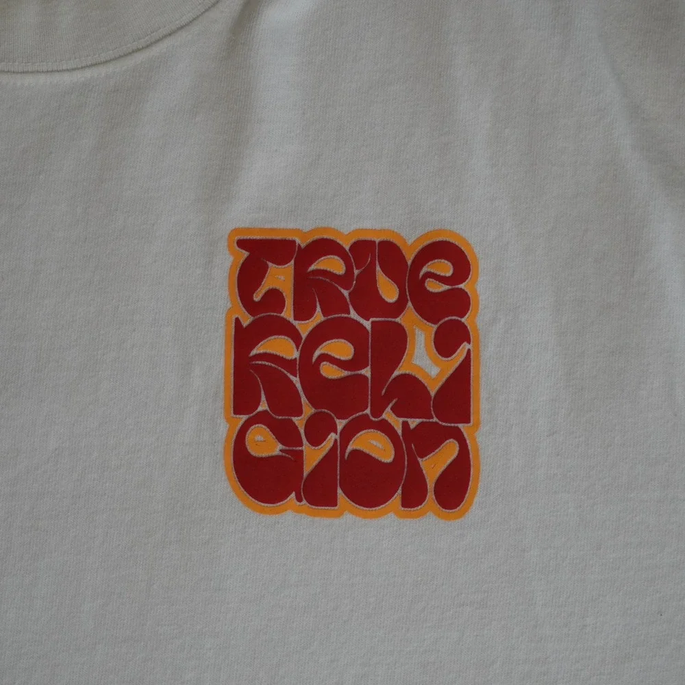 True Religion Mens World Tour Graphic T-Shirt White 2XL Dove Retro Logo Tee